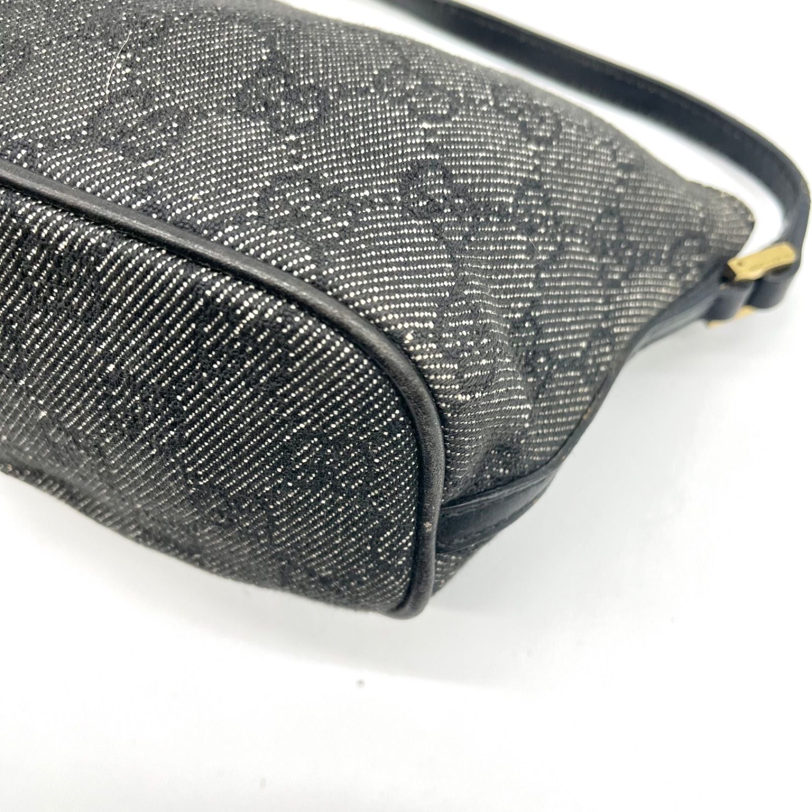 Gucci GG black canvas mini shoulder bag